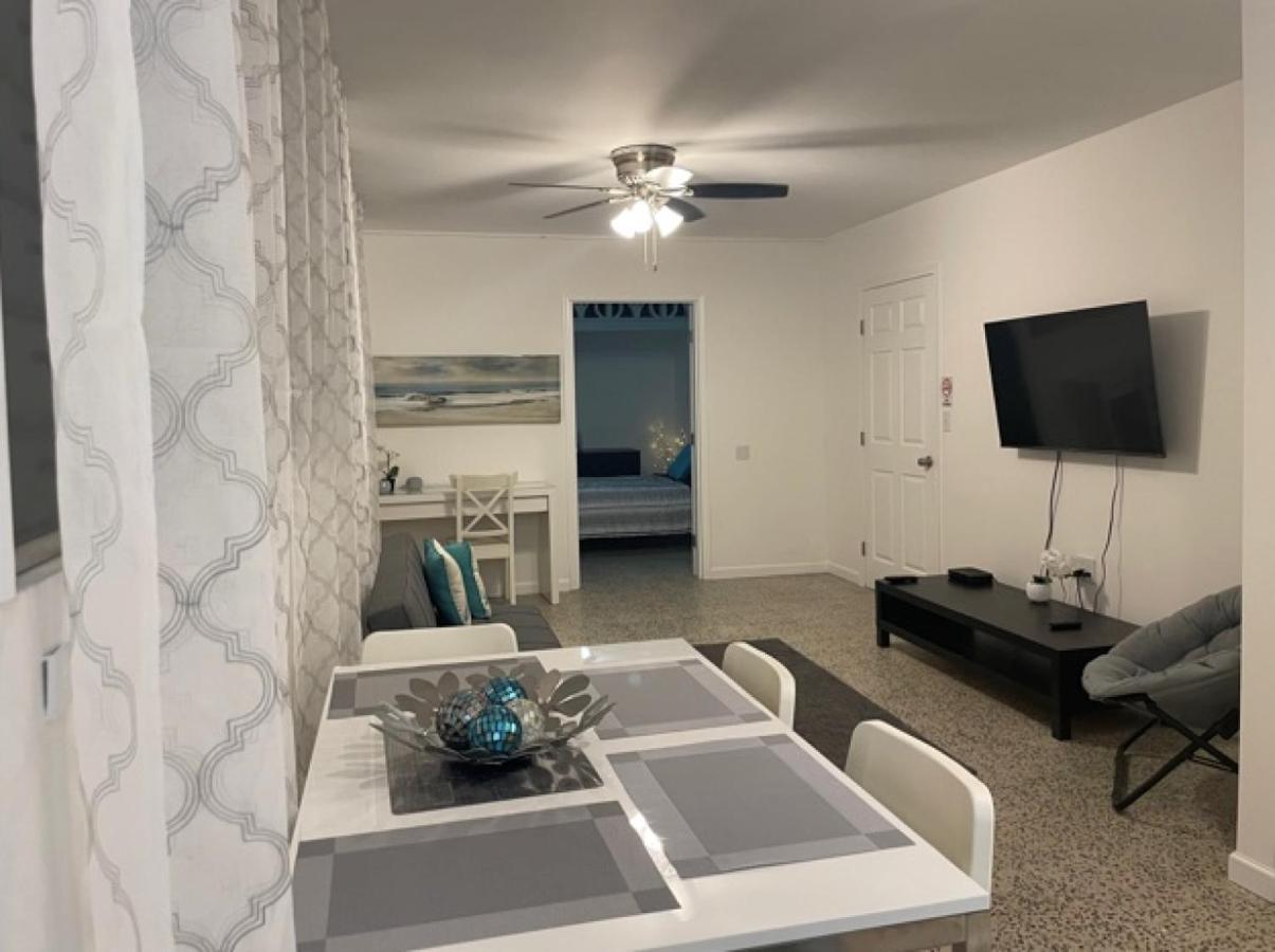 Vila Casa Del Sol -Unit B Bayamon Exteriér fotografie