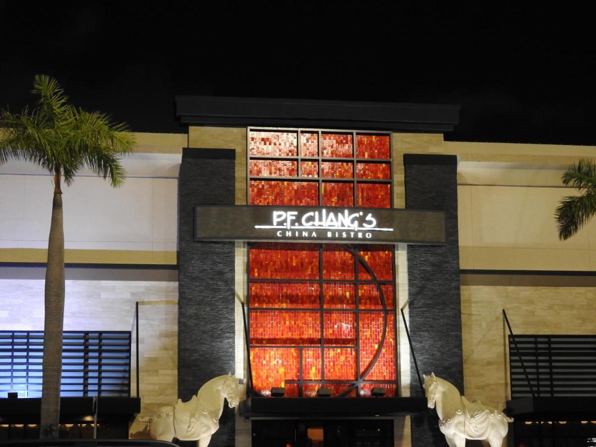 Vila Casa Del Sol -Unit B Bayamon Exteriér fotografie